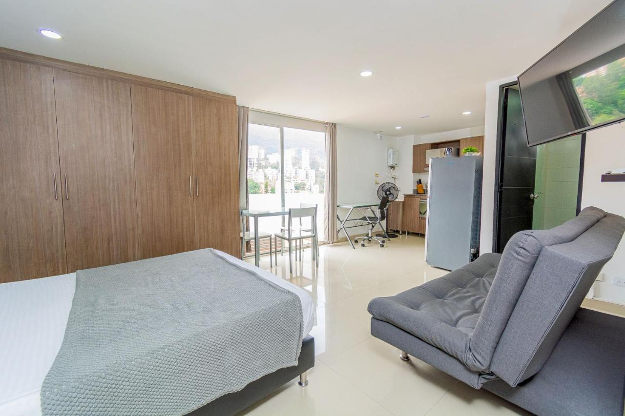 Loft Moderno En El Poblado Con Vista Y Parqueadero Mio Lofts Apartman Medellín Kültér fotó