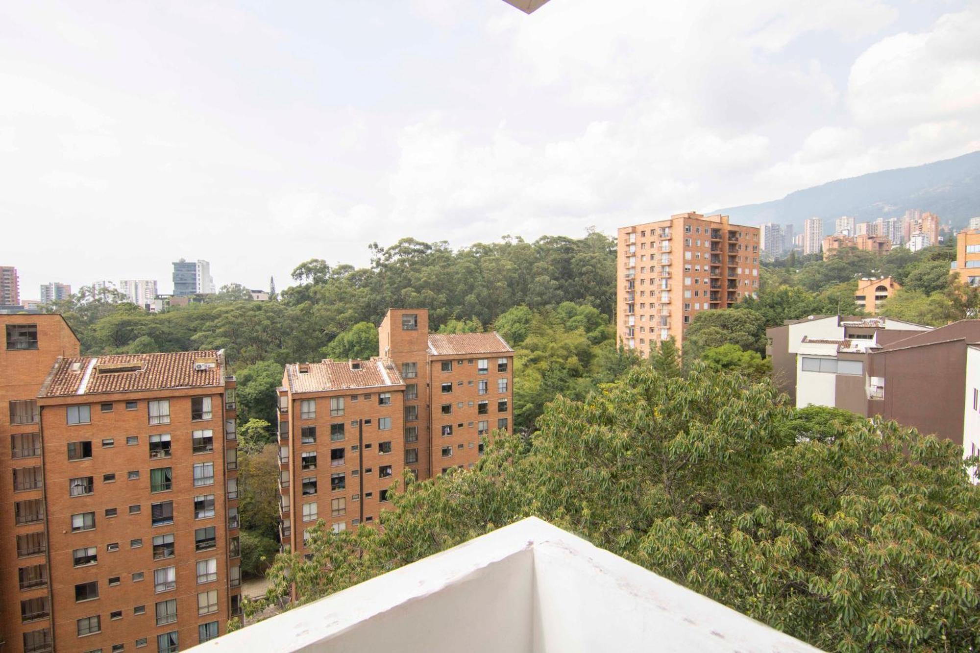 Loft Moderno En El Poblado Con Vista Y Parqueadero Mio Lofts Apartman Medellín Kültér fotó